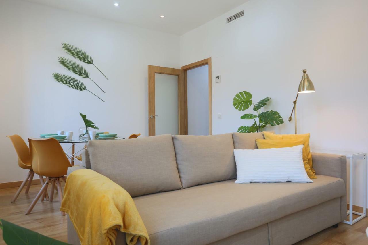 Atocha Art Apartment Madrid Bagian luar foto