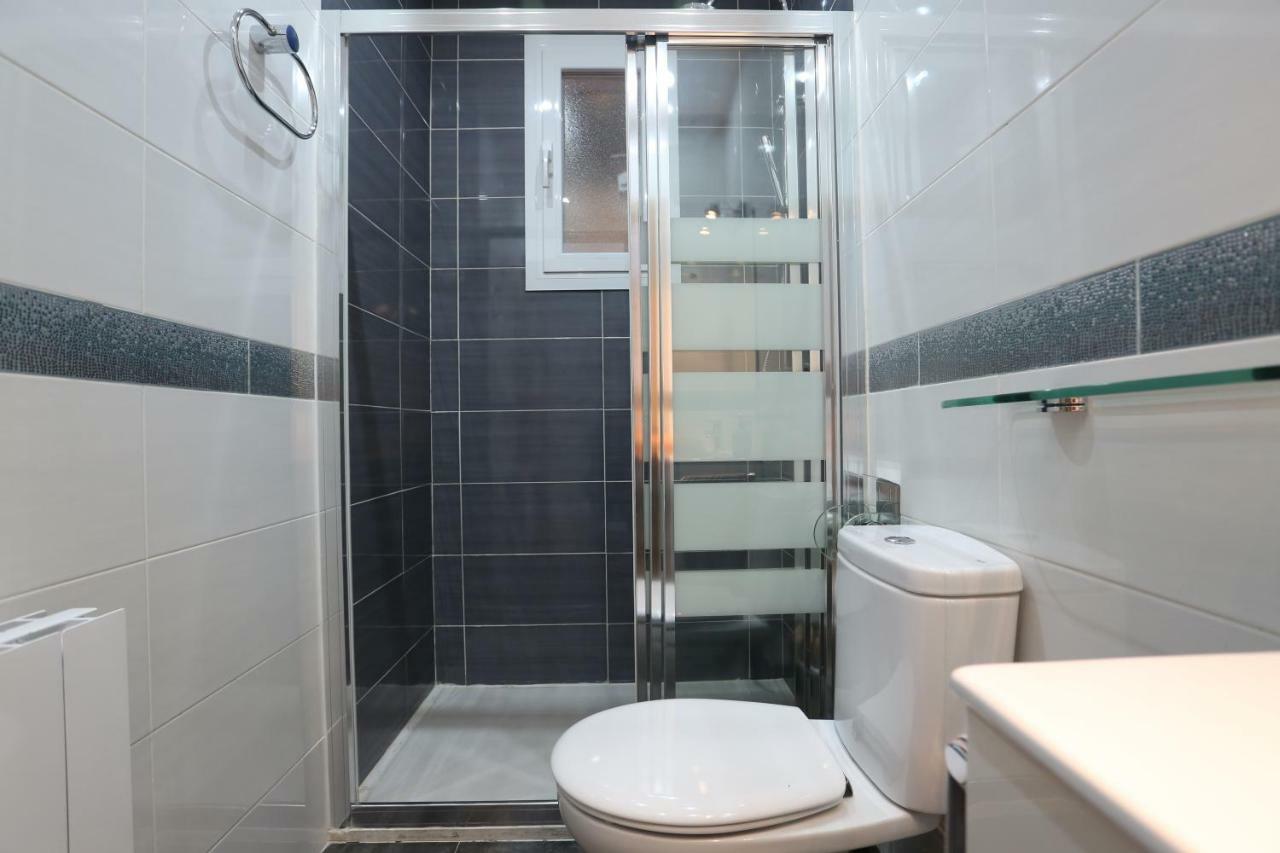 Atocha Art Apartment Madrid Bagian luar foto