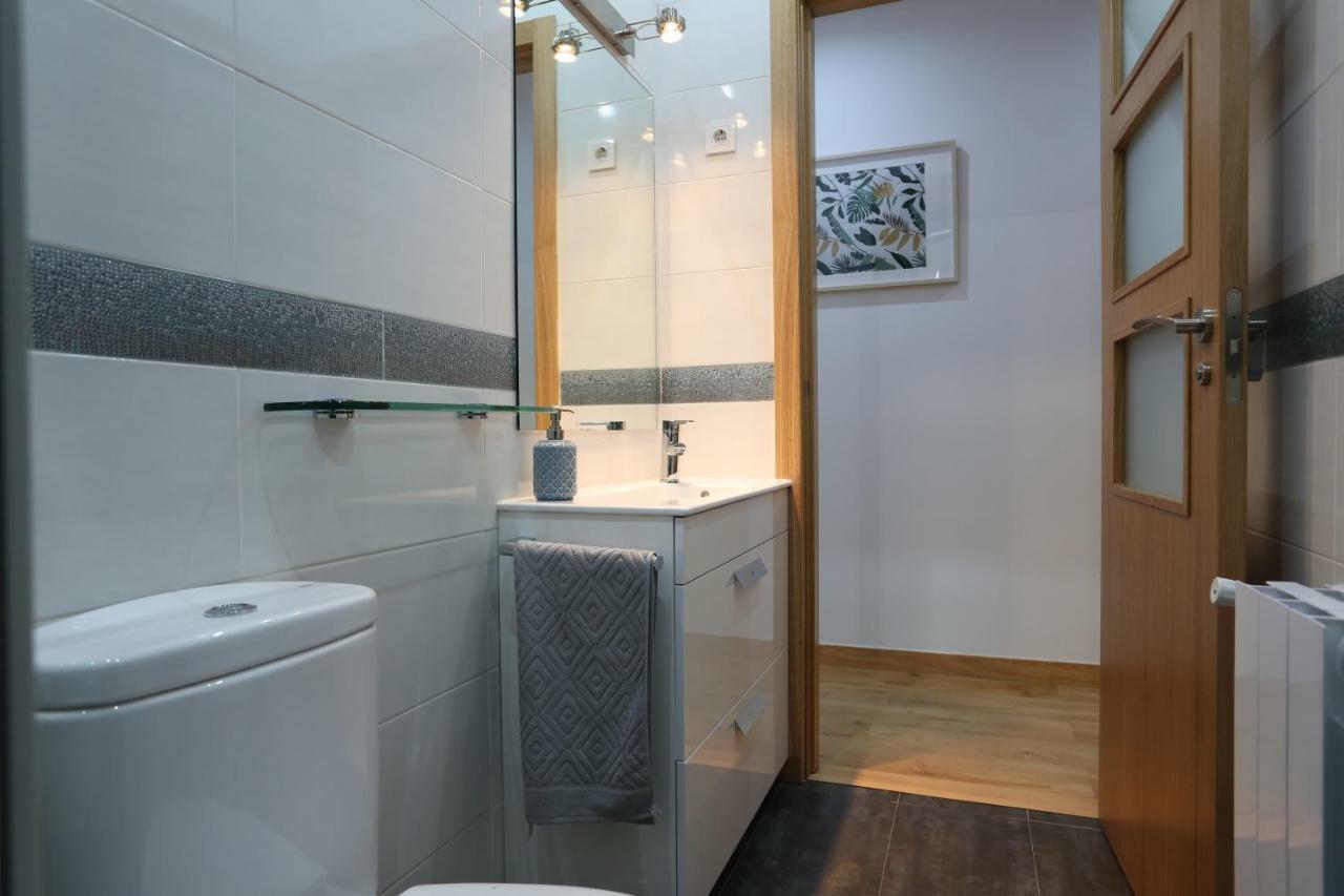 Atocha Art Apartment Madrid Bagian luar foto