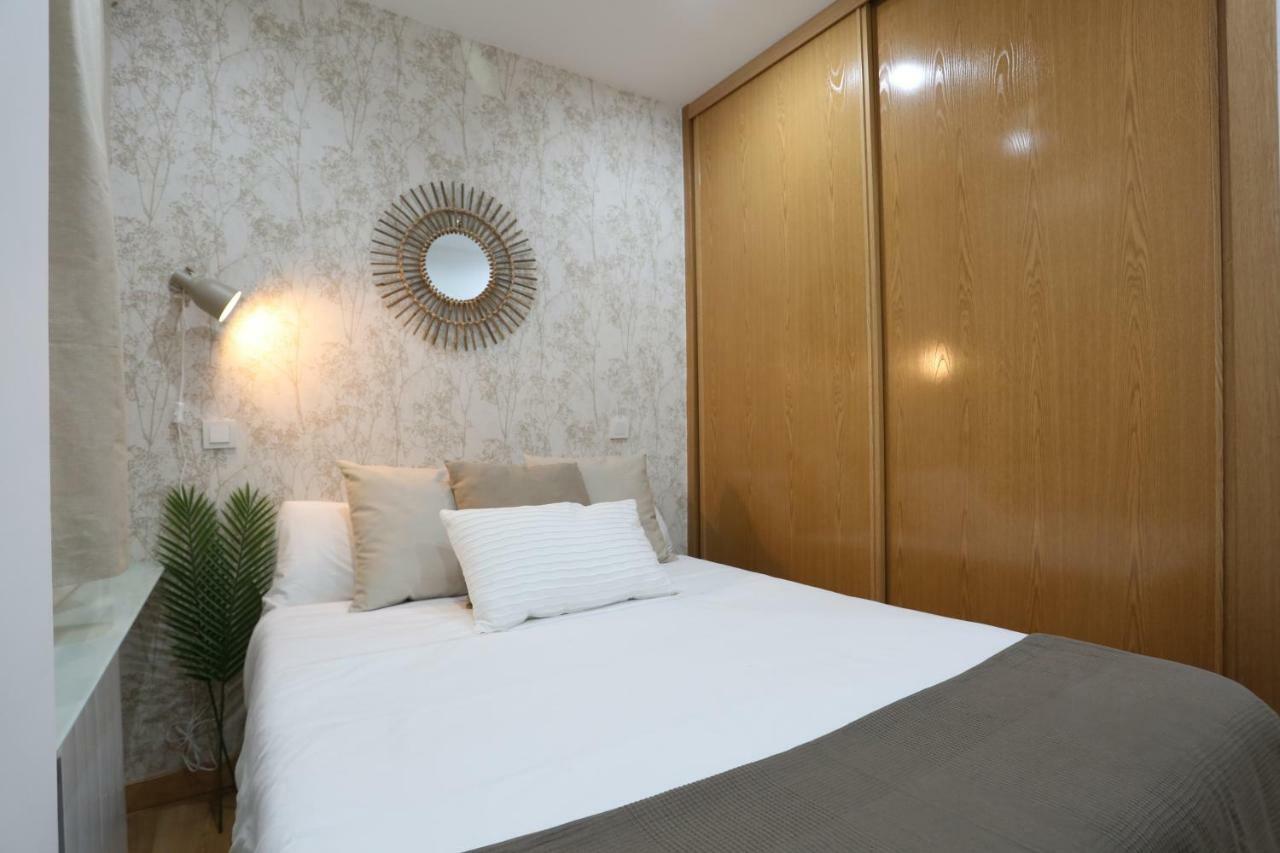 Atocha Art Apartment Madrid Bagian luar foto